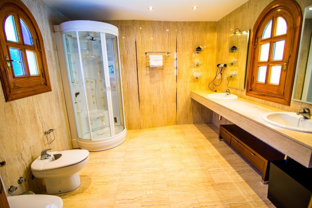 16:9 Los Molinos Suites Almeria Phòng bức ảnh